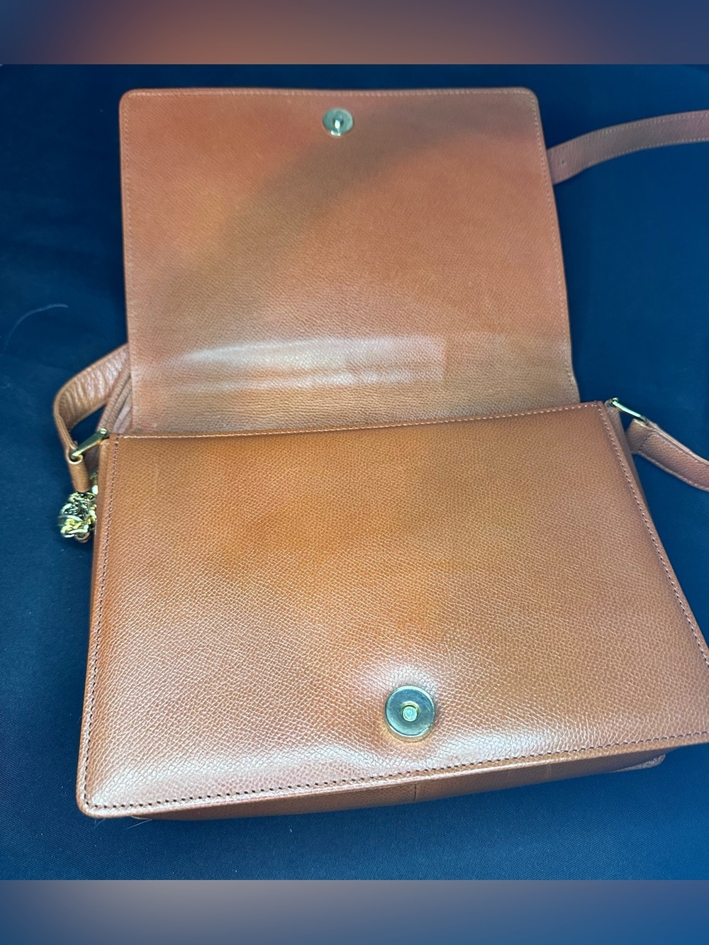 Valentino Garavani genuine leather crossbody bag with tassel Vintage - Picture 12 of 14